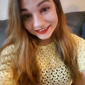 Meet your Posher, Ivelisse